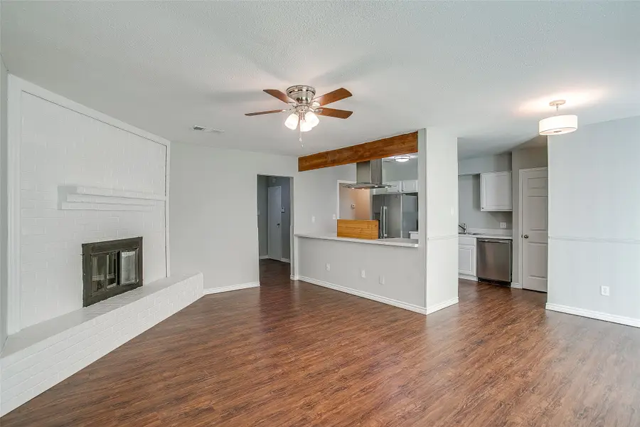 10105 High Bluff Drive, Fort Worth, TX 76108 - Image #2