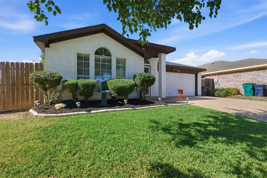 8105 Cannonwood Drive, Fort Worth, TX 76137 - Image #3