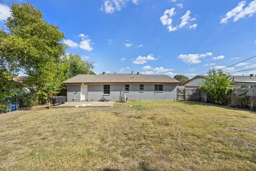 4812 Marshall Street, Forest Hill, TX 76119 - Image #2