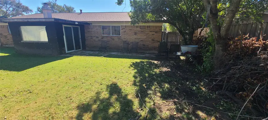 1408 Lagoona Lane, Edgecliff Village, TX 76134 - Image #3