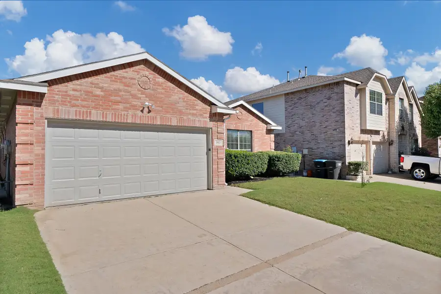 3813 Cane River Road, Fort Worth, TX 76244 - Image #2