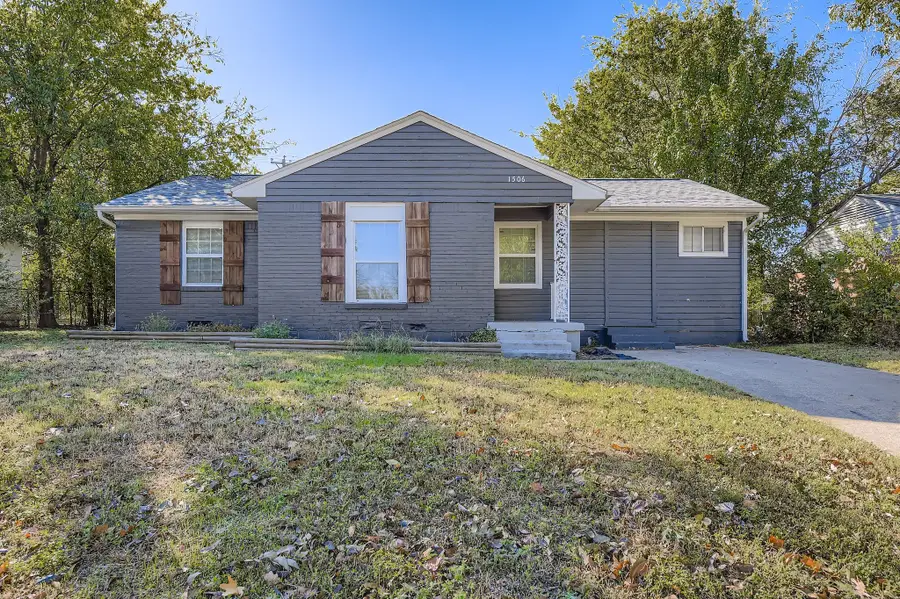 1506 Grace Street, Arlington, TX 76010 - Image #2