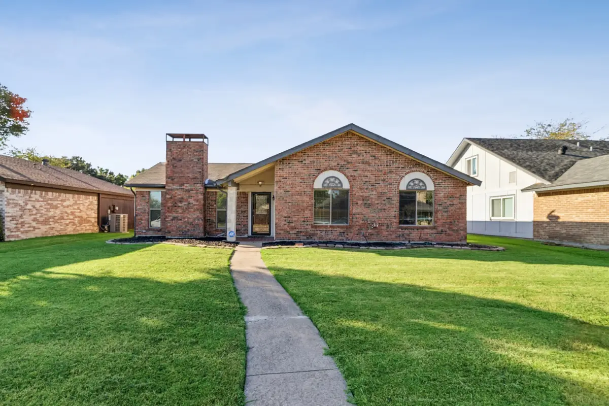 2926 Chariot Lane, Garland, TX 75044 - Image #1