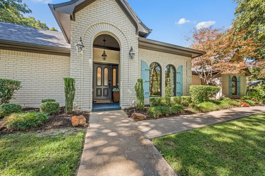 1524 Windsor Forest Trail, Keller, TX 76262 - Image #2