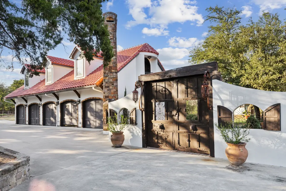 1900 Shady Oaks Drive, Southlake, TX 76092 - Image #1