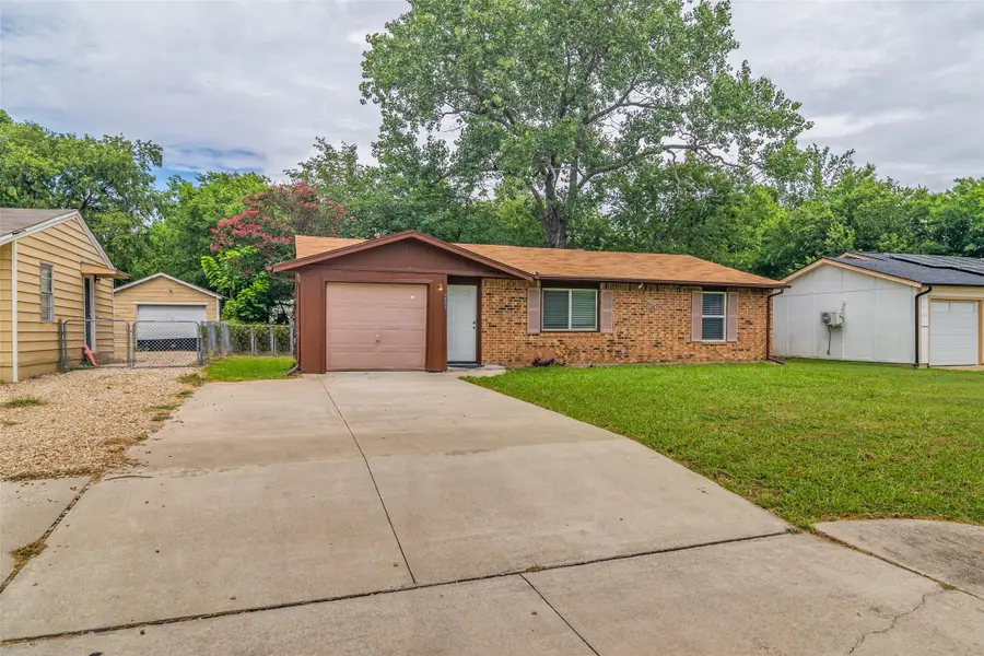 3605 Delia Street, Rowlett, TX 75088 - Image #2