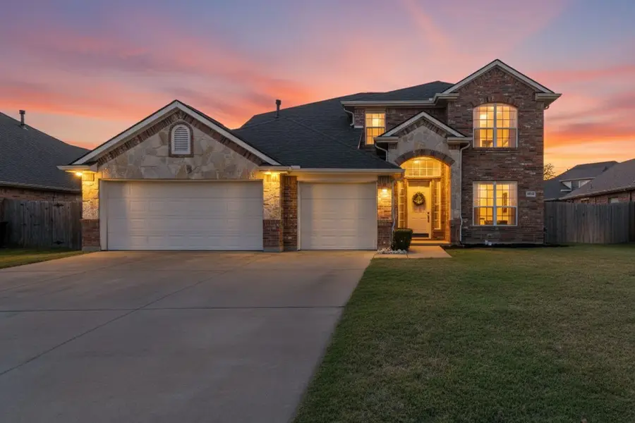 812 Sugar Hill Avenue, Cleburne, TX 76033 - Image #2