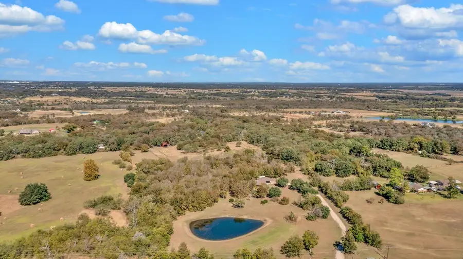 556 Wildwood Trail, Lorena, TX 76655 - Image #3