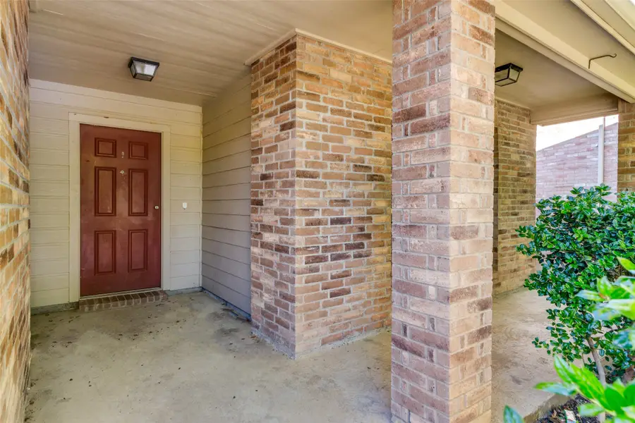 12632 Summerwood Drive, Fort Worth, TX 76028 - Image #2