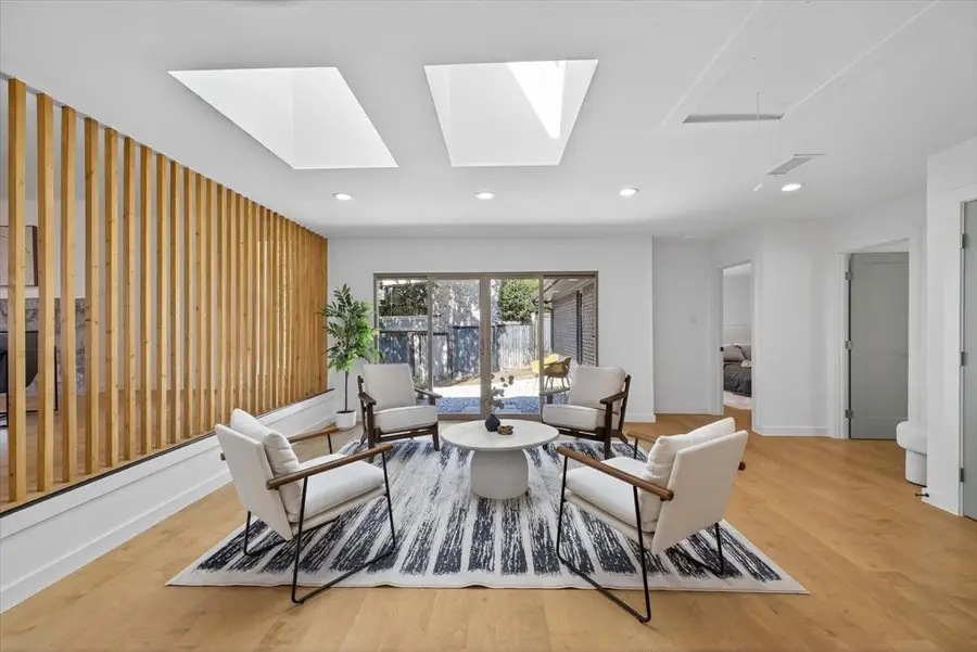 250 Oak Hill Drive, Trophy Club, TX 76262 - Image #3