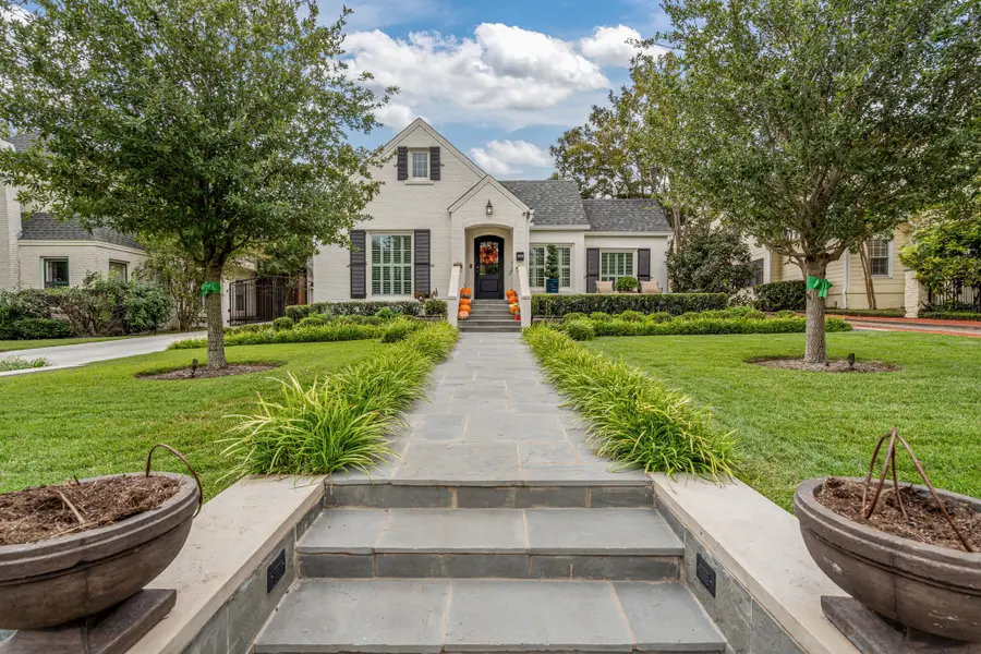 3913 Hamilton Avenue, Fort Worth, TX 76107 - Image #3