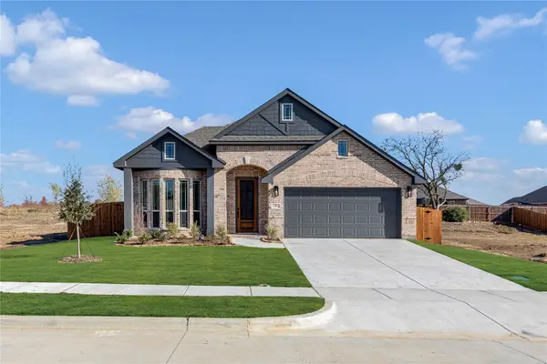 9 Grouse Circle, Sanger, TX 76266