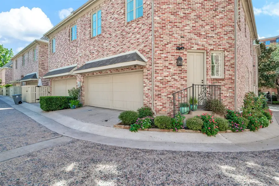 4614 Gilbert Avenue, Dallas, TX 75219 - Image #2