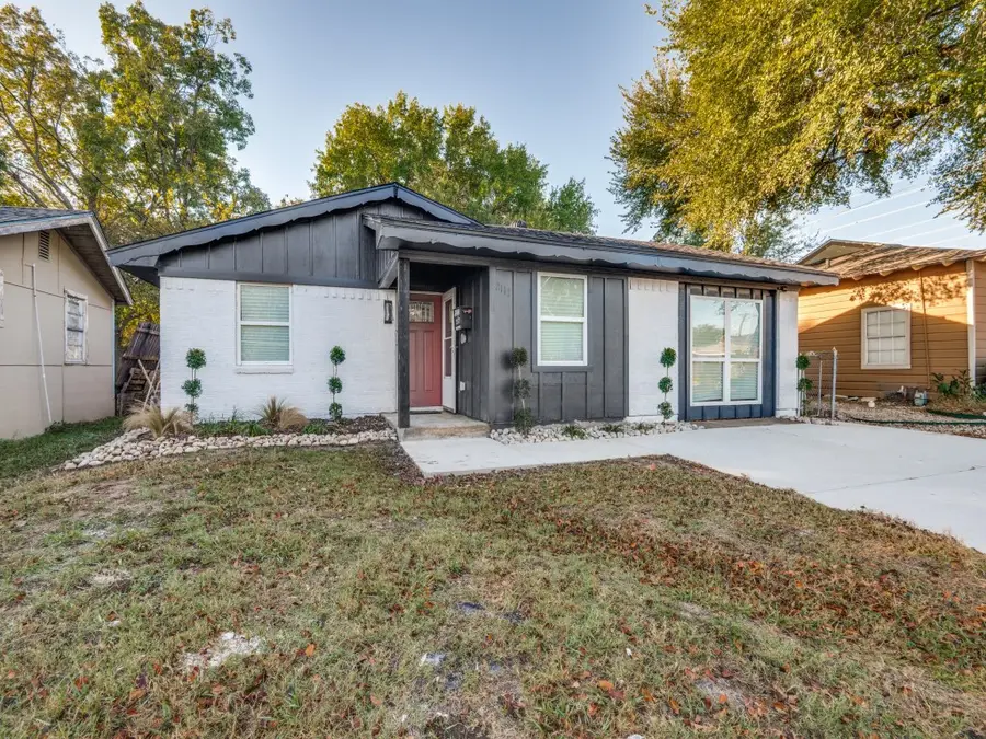 2117 Beaumont Street, Grand Prairie, TX 75051 - Image #2