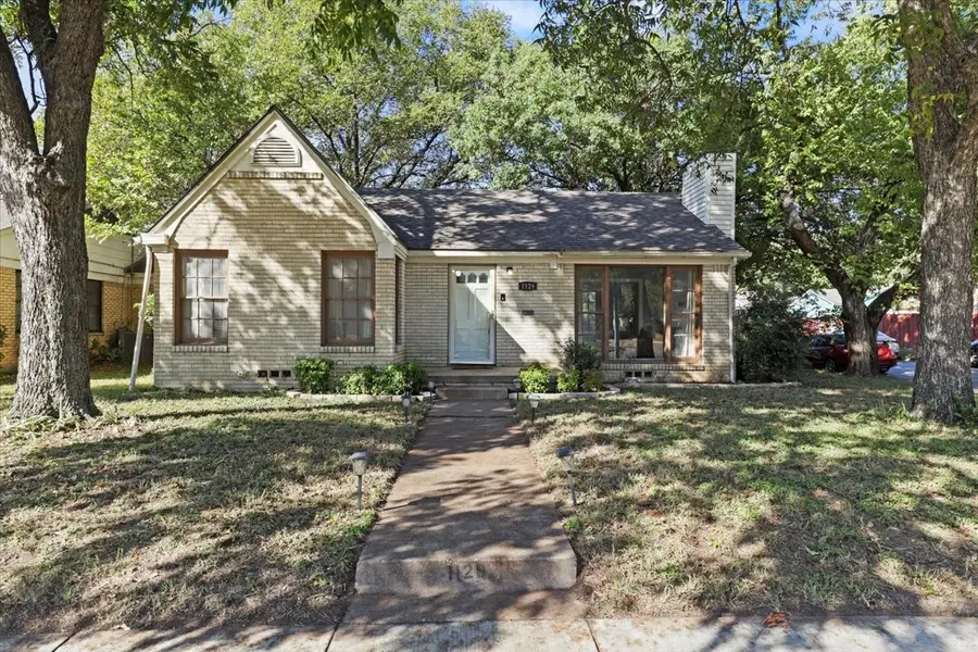 1129 N Riverside Drive, Fort Worth, TX 76111 - Image #3