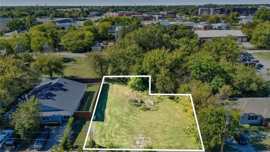 645 Hardy Street, Lewisville, TX 75057 - Image #3