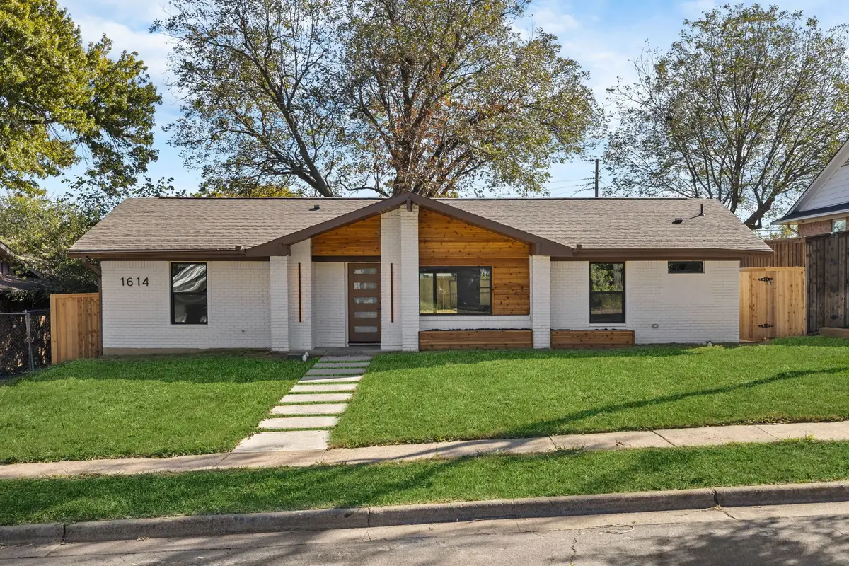 1614 E Red Bird Lane, Dallas, TX 75241 - Image #1
