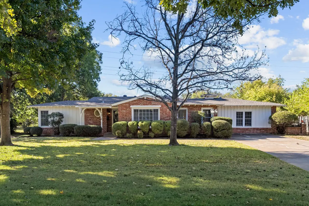 7016 Deville Drive, North Richland Hills, TX 76180 - Image #1