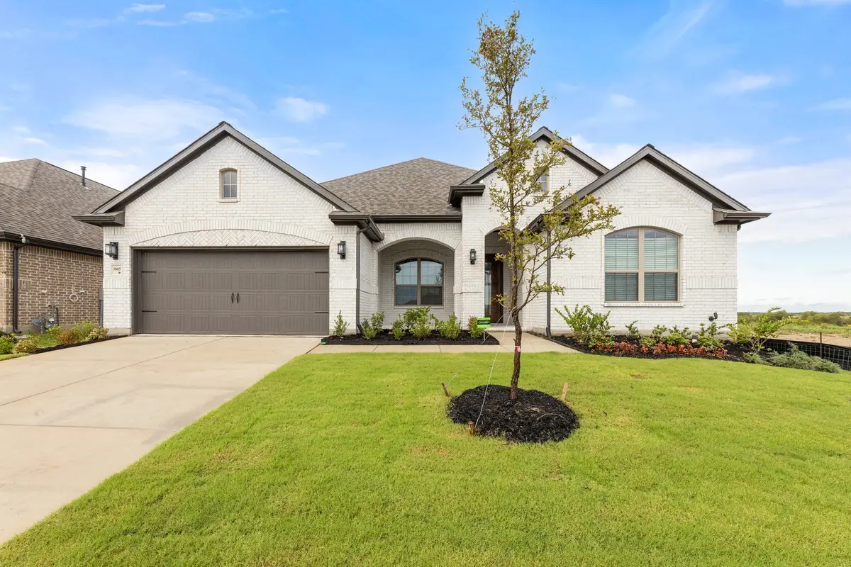 625 Majestic Oak Lane, Waxahachie, TX 75165 - Image #1