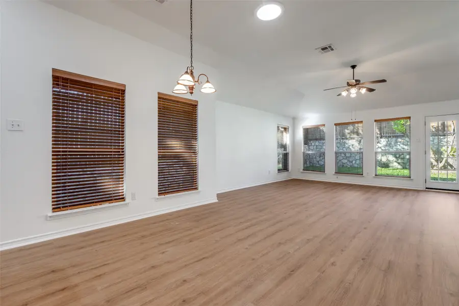 8112 Riverwalk Trail, McKinney, TX 75070 - Image #3