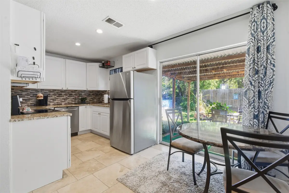 405 Mustang Trail, Granbury, TX 76049 - Image #1