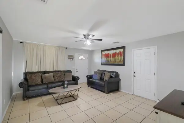 428 S Las Vegas Trail, White Settlement, TX 76108 - Image #3