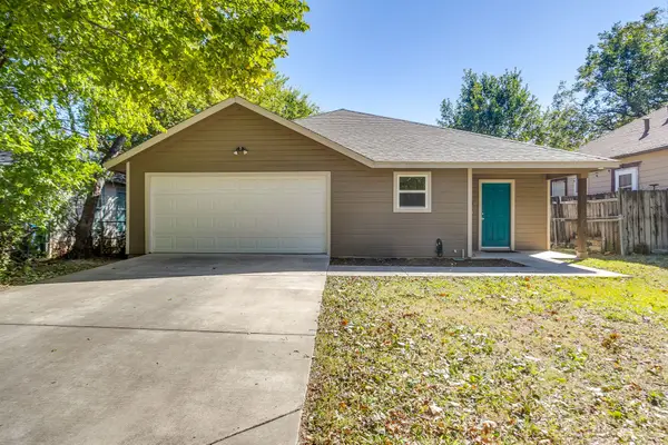 3955 Alamo Avenue, Fort Worth, TX 76107