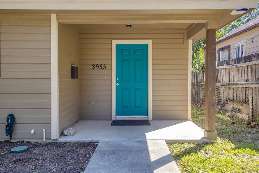 3955 Alamo Avenue, Fort Worth, TX 76107 - Image #3