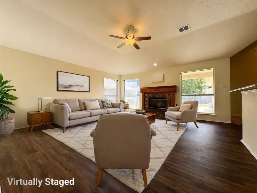 1020 Bonanza, Arlington, TX 76001 - Image #2