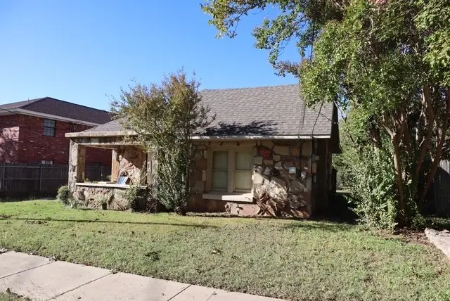 544 N Clinton Street, Stephenville, TX 76401 - Image #2