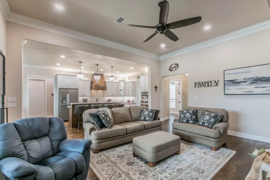 790 Bones Chapel Road, Whitesboro, TX 76273 - Image #3