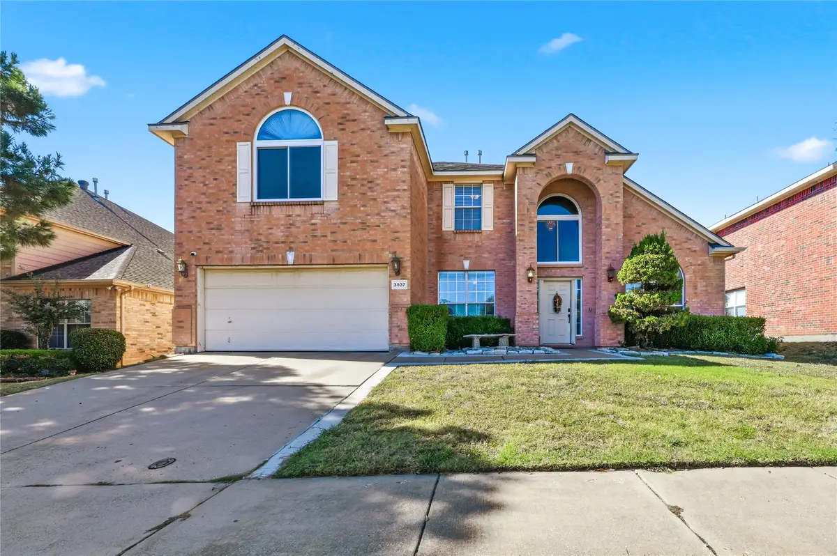 3537 Canyon Road, Grand Prairie, TX 75052 - Image #1