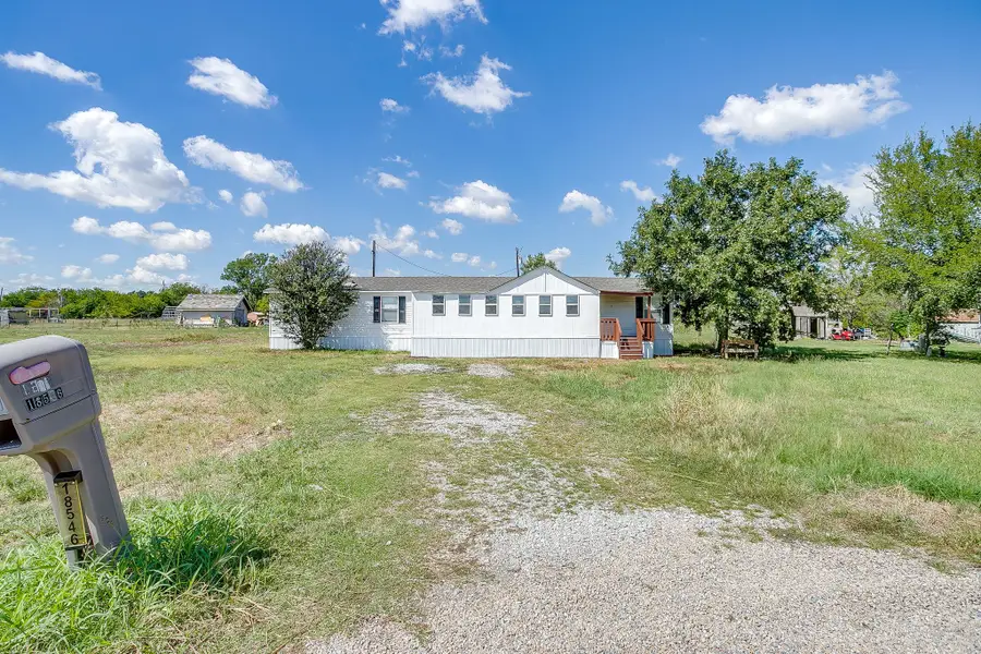 18546 Lister Court, Justin, TX 76247 - Image #2