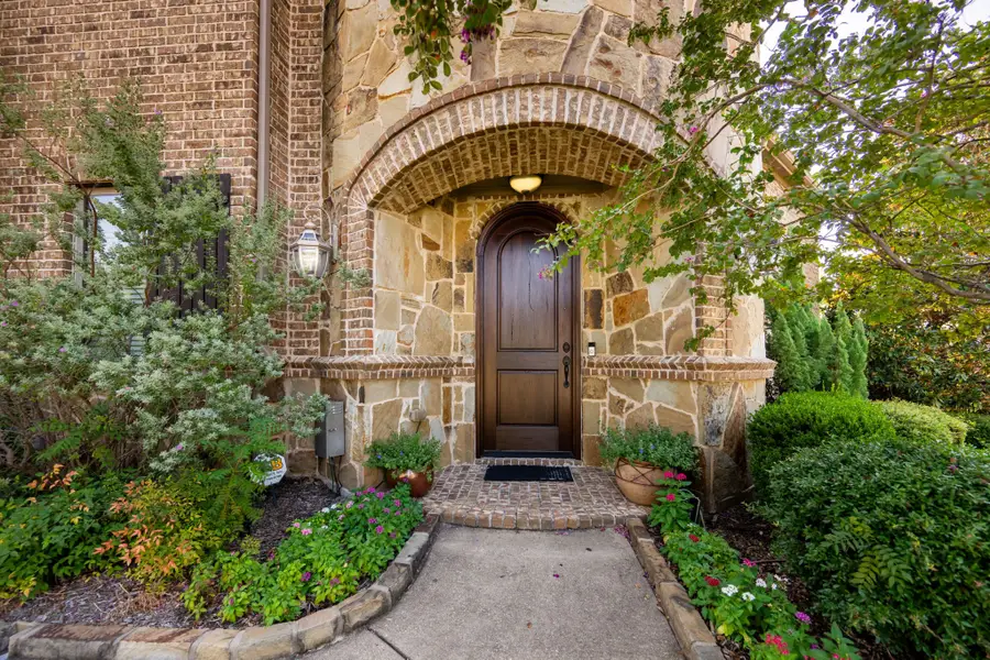 675 Featherstone Drive, Rockwall, TX 75087 - Image #3