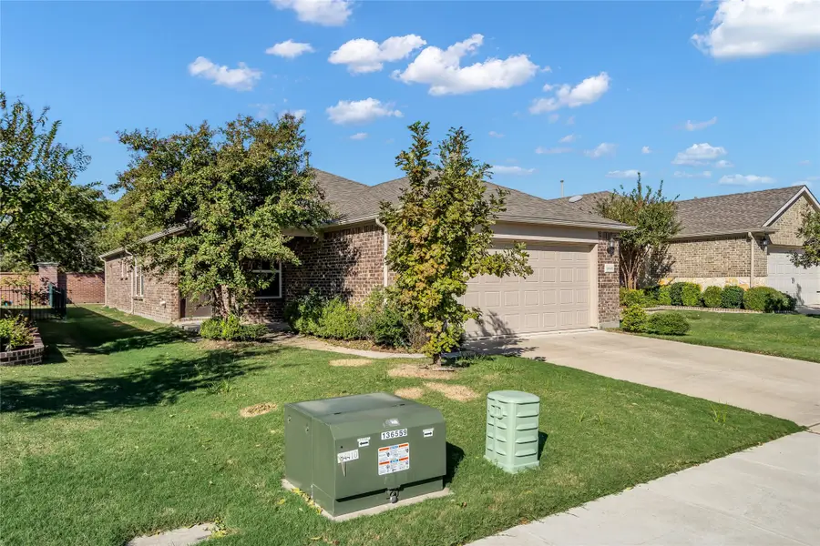 8845 Twin Pines Lane, Frisco, TX 75036 - Image #3