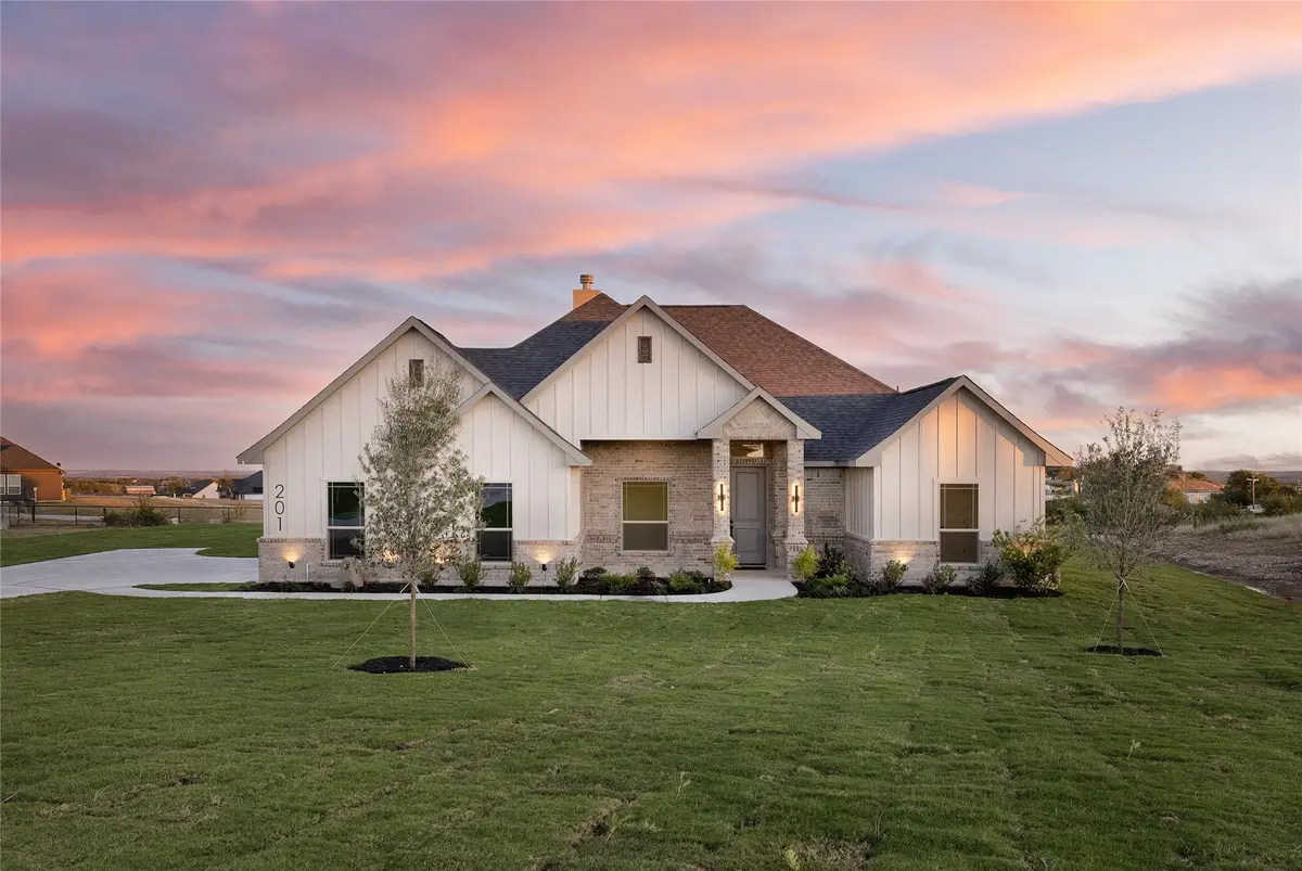 201 Oak Meadow Lane, Weatherford, TX 76085 - Image #1