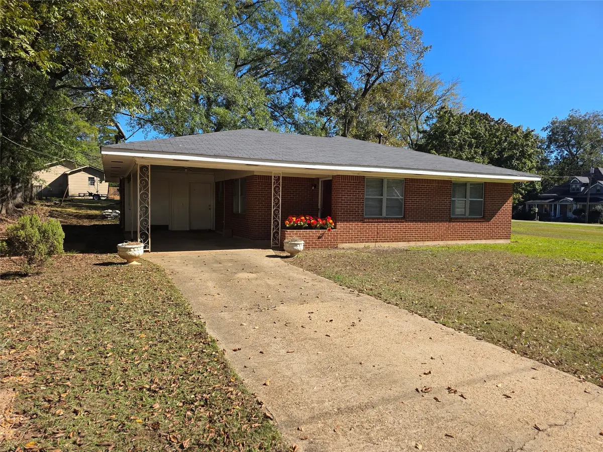 103 N Magnolia Street, Plain Dealing, LA 71064 - Image #1
