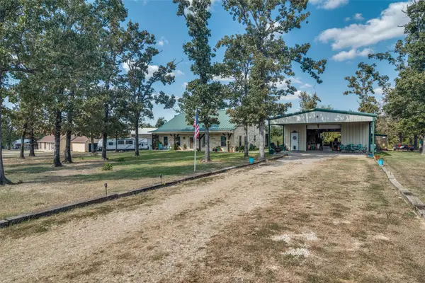332 Rs County Road 3130, Emory, TX 75440