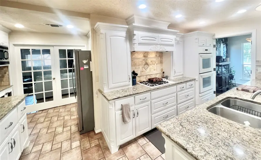 2626 Shoreline Drive, Sherman, TX 75092 - Image #3