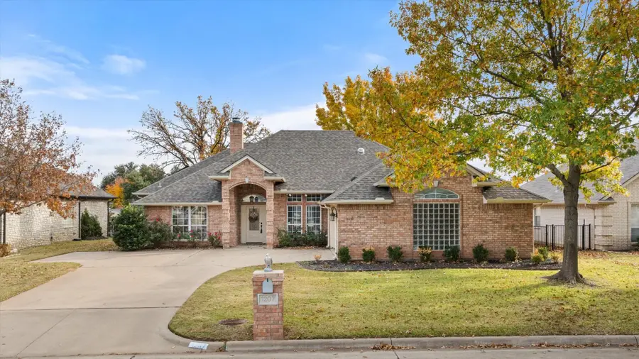 1207 Mallard Way, Granbury, TX 76048 - Image #2