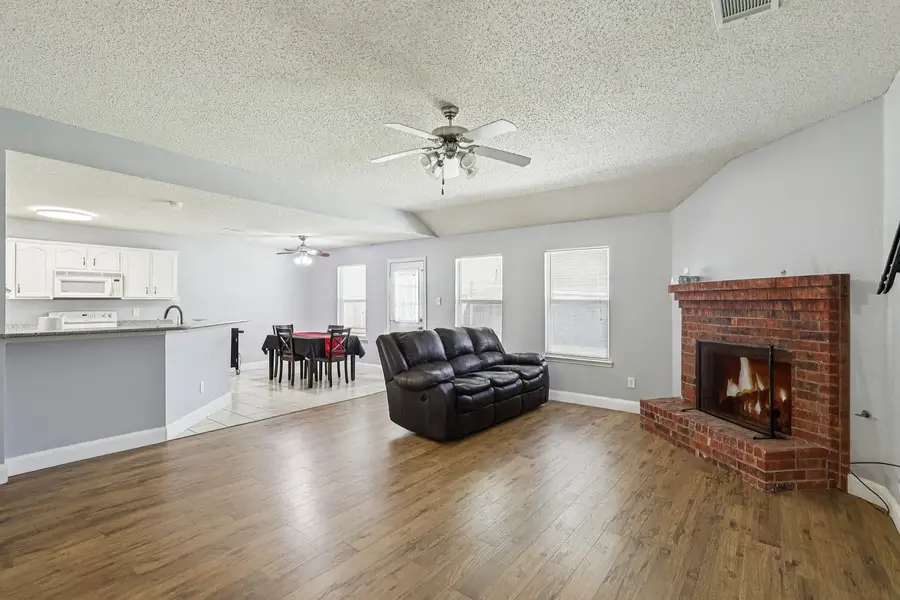 115 Pebble Creek Lane, Terrell, TX 75160 - Image #3