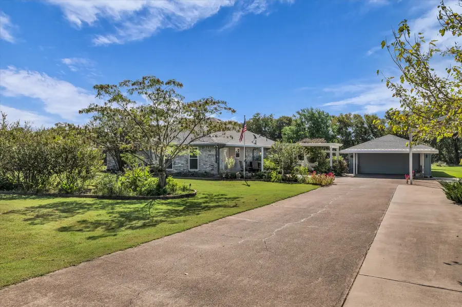 107 Fort Graham Circle, Waco, TX 76705 - Image #3