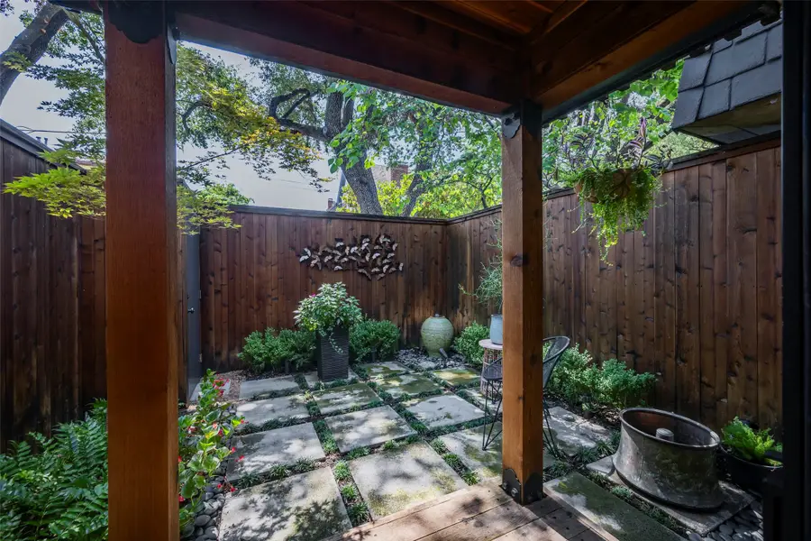 3631 Hawthorne Avenue, Dallas, TX 75219 - Image #3