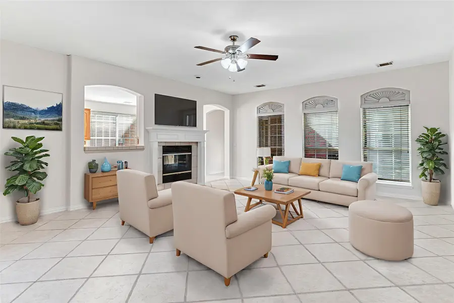 2221 Country Club Drive, Plano, TX 75074 - Image #3