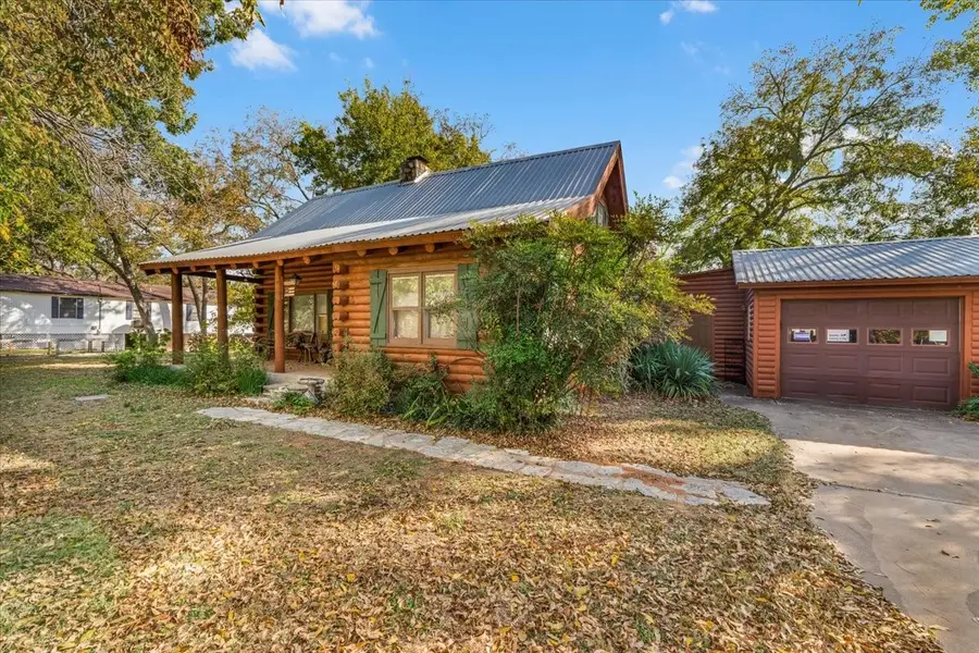 7101 Horseshoe Bend Trail, Weatherford, TX 76087 - Image #2