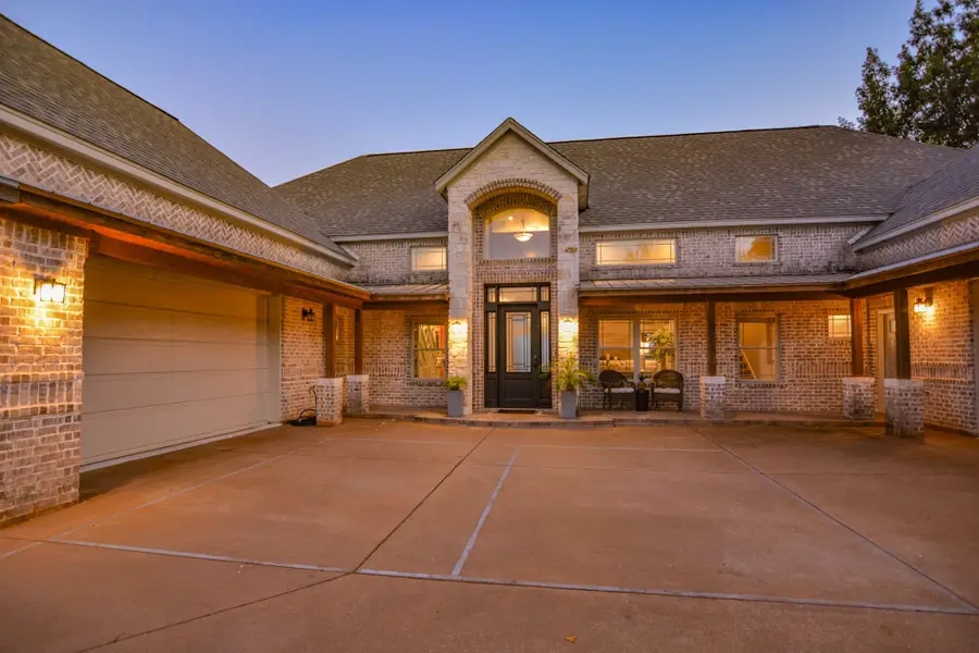 3606 Upper Lake Circle, Granbury, TX 76049 - Image #3