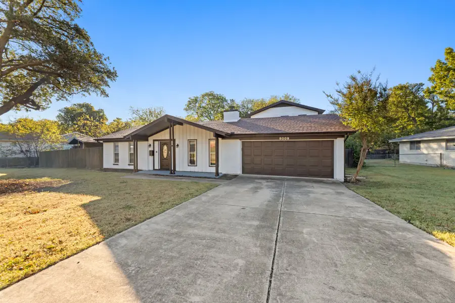 8009 Northbrook Drive, Benbrook, TX 76116 - Image #2