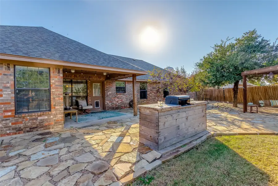 226 King George Road, Ponder, TX 76259 - Image #2