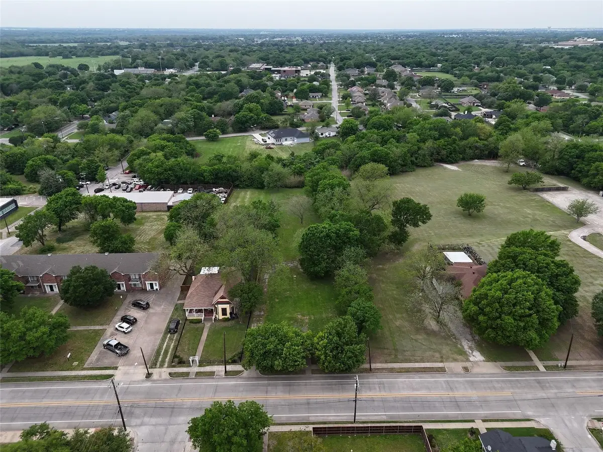 307 N Dallas Avenue, Lancaster, TX 75146 - Image #1