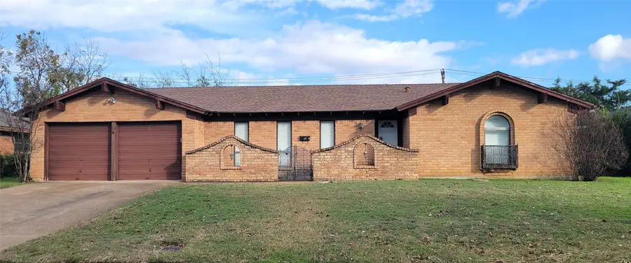 7813 Pebbleford Road, Fort Worth, TX 76134 - Image #2